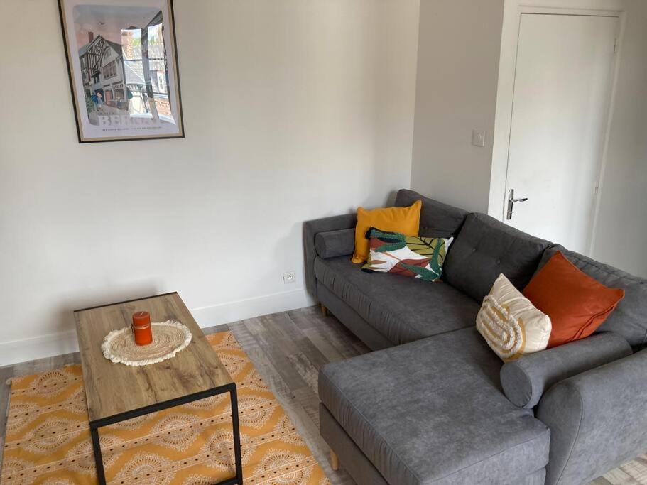 Cosy Appartement Hyper Centre Bernay  Exterior foto